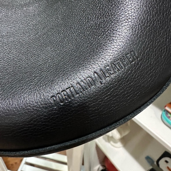 PLG Black Medium Koala Sling Bag - Picture 4 of 12